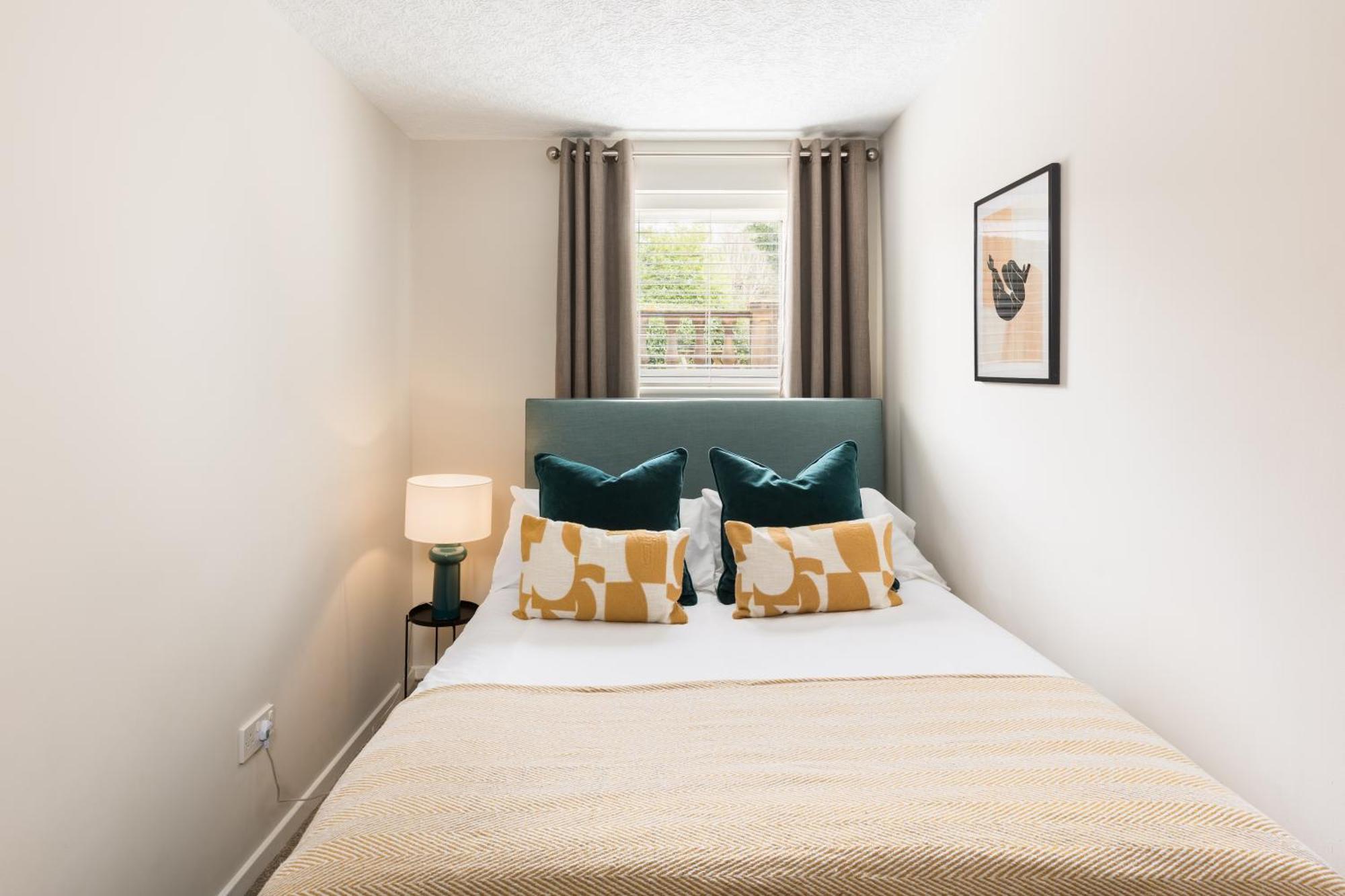 Modern 2-Bedroom Apartments With Free Parking In Royal Leamington Spa Exterior foto
