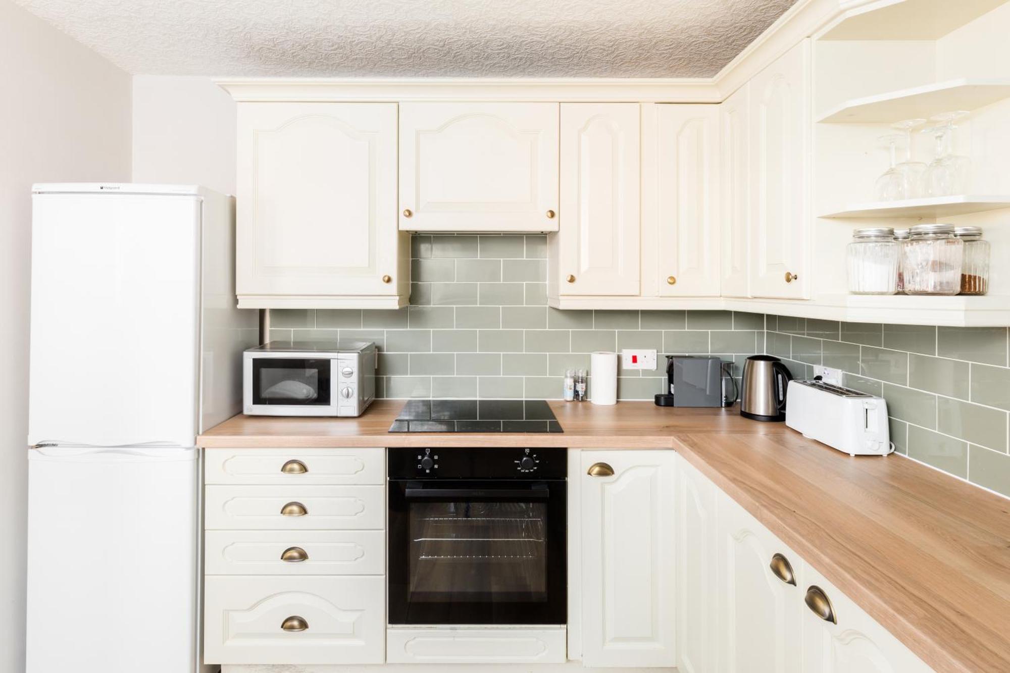 Modern 2-Bedroom Apartments With Free Parking In Royal Leamington Spa Exterior foto