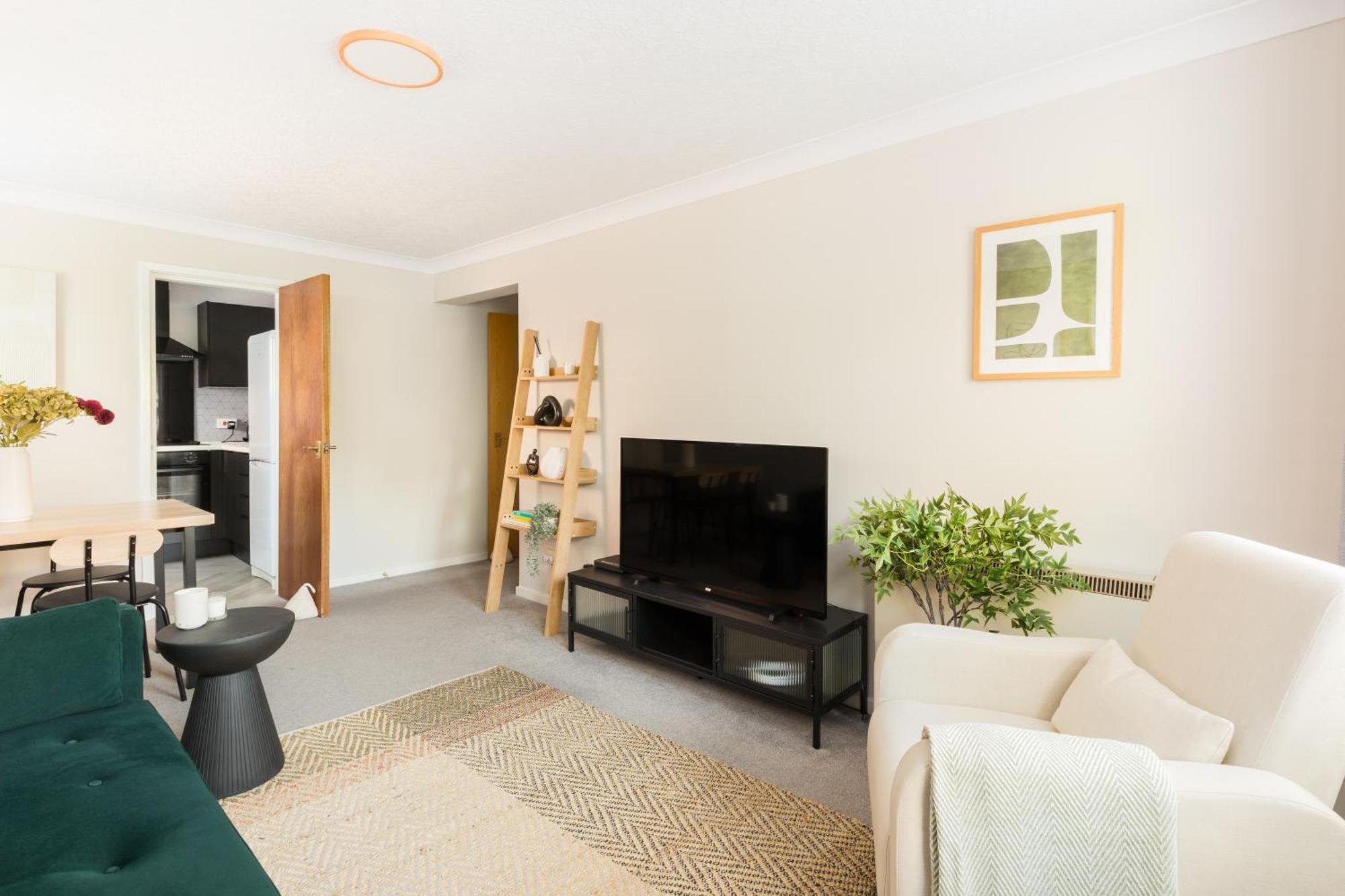 Modern 2-Bedroom Apartments With Free Parking In Royal Leamington Spa Exterior foto