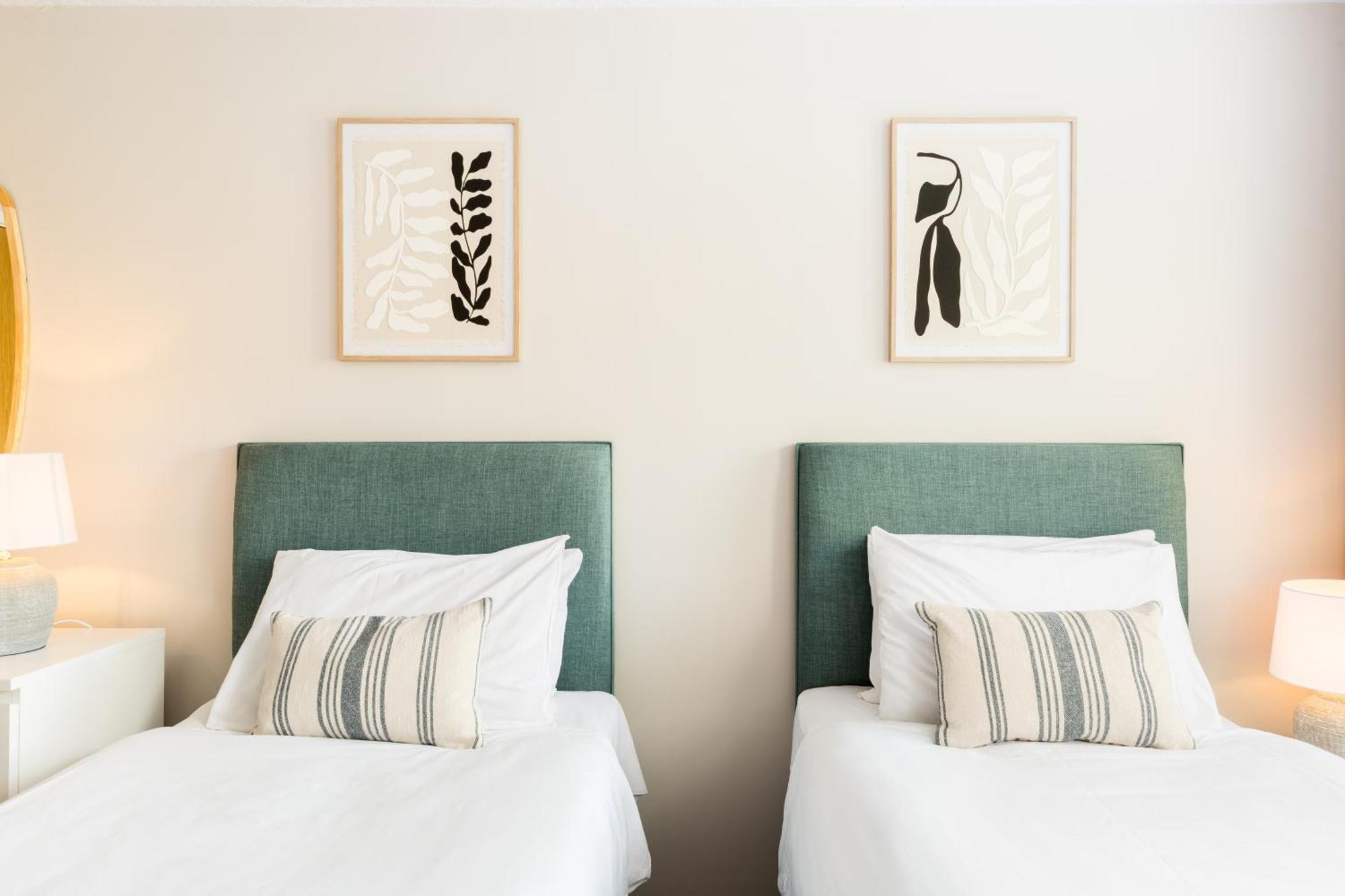 Modern 2-Bedroom Apartments With Free Parking In Royal Leamington Spa Exterior foto